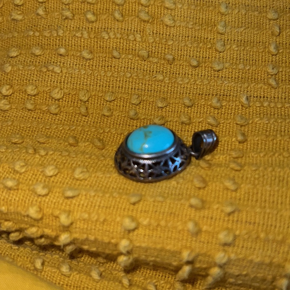3 Vintage southwestern pendants🩵🩵🖤 - Picture 6 of 8